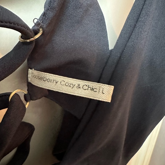 Gooseberry Seaside size Large Navy bikini top - Picture 5 of 5